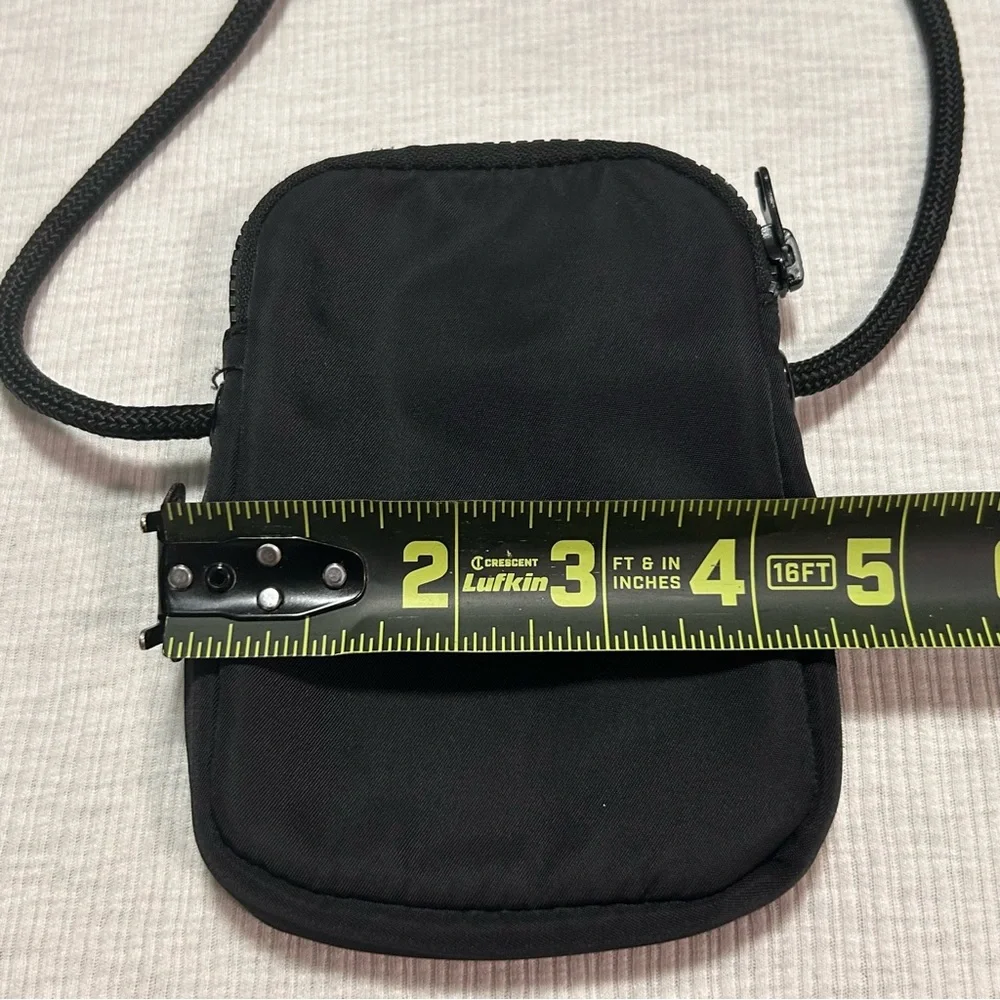 Urban Outfitters UO Ripstop Utility Sling Bag Black Crossbody‎